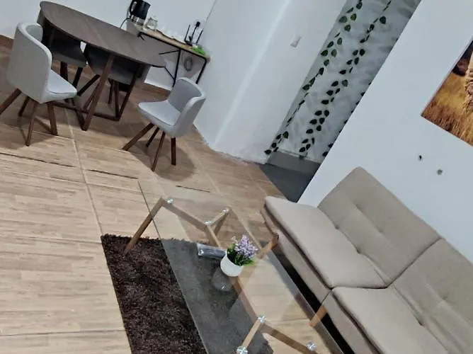Amaranta House